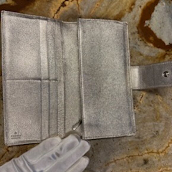 Gucci Metallic Beige and Gold Continental D-Ring GG Canvas - Picture 5 of 9